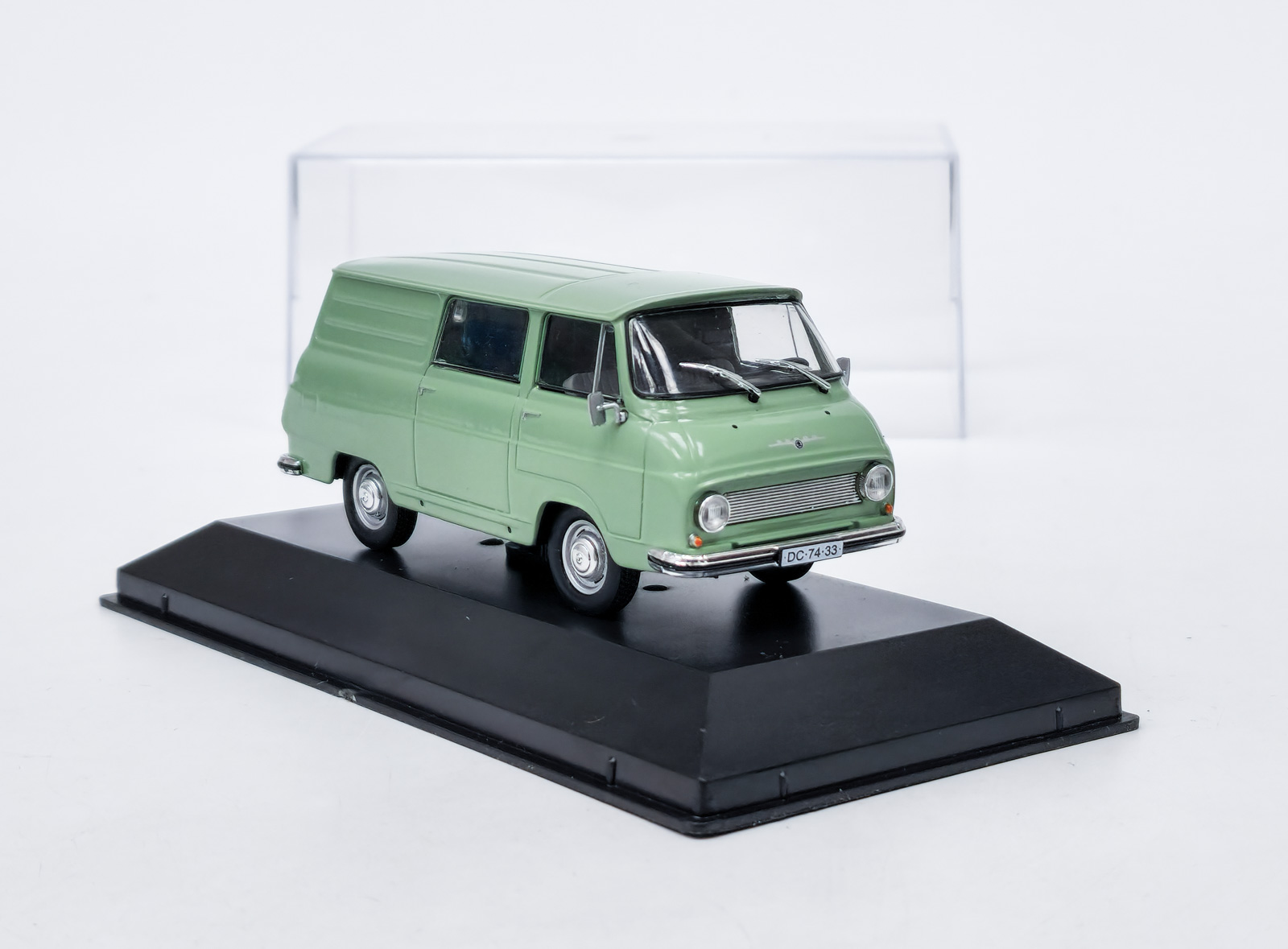 Škoda 1203 VAN – DeAgostini 1:43