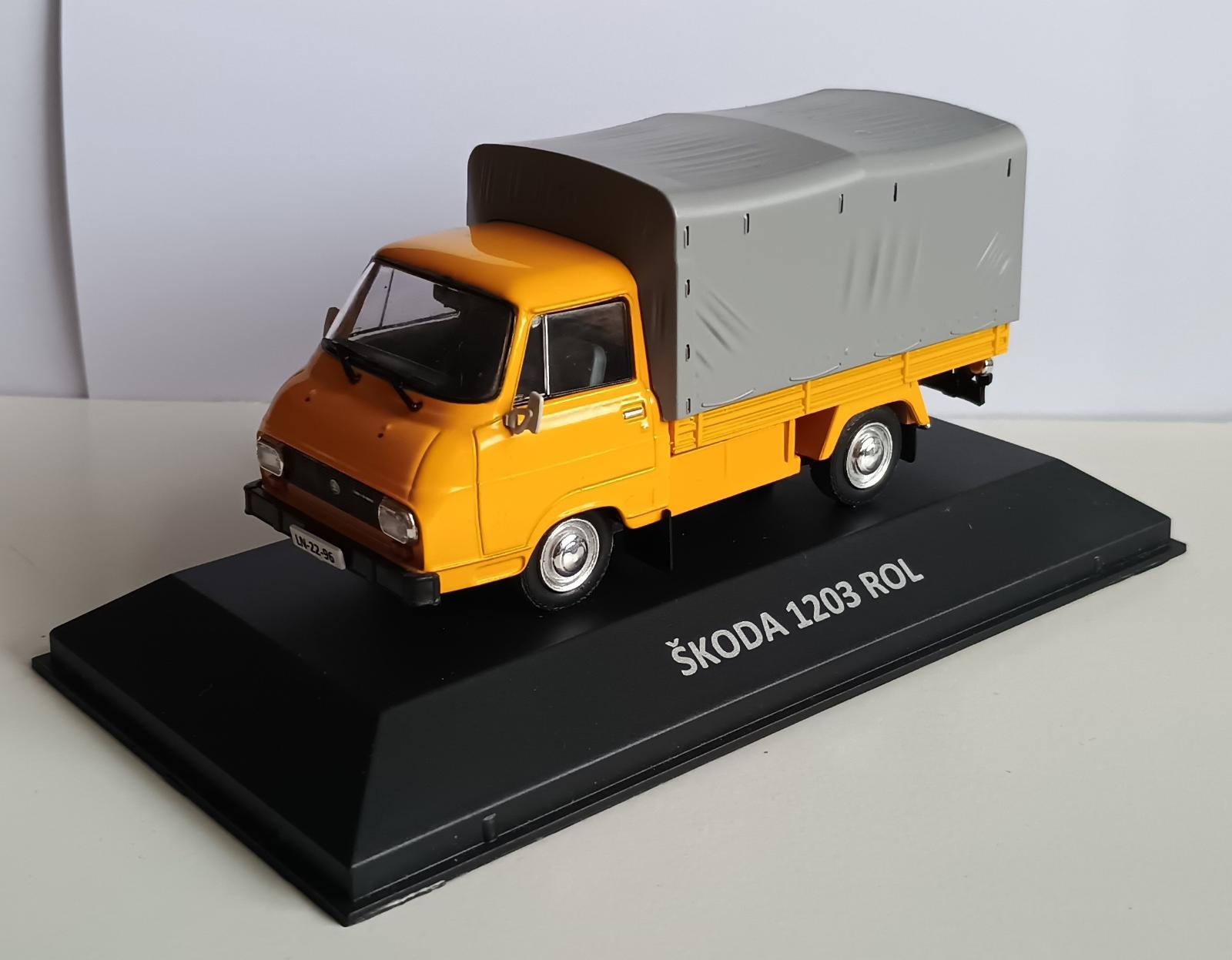 Škoda 1203 ROL žluto-šedá – DeAgostini 1:43