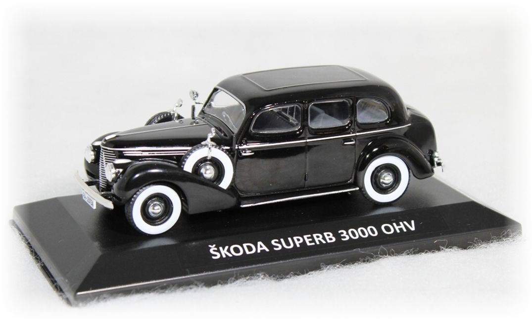 Škoda Superb 3000 OHV – DeAgostini 1:43