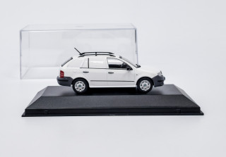 Škoda Fabia Praktik I – DeAgostini 1:43