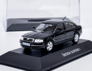Škoda Superb I černá – DeAgostini 1:43